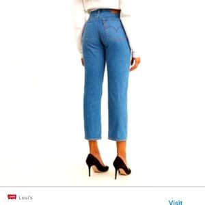 Levis wedge Jean size 28.  Button fly